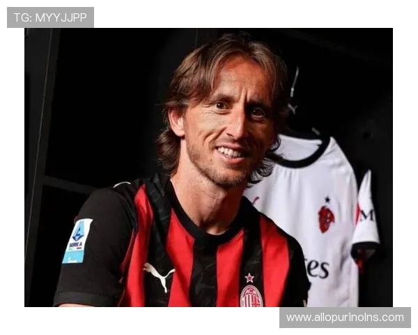 米兰登录新赛季备战计划全面升级引发球迷热议 米兰登录新赛季备战计划全面升级引发球迷热议